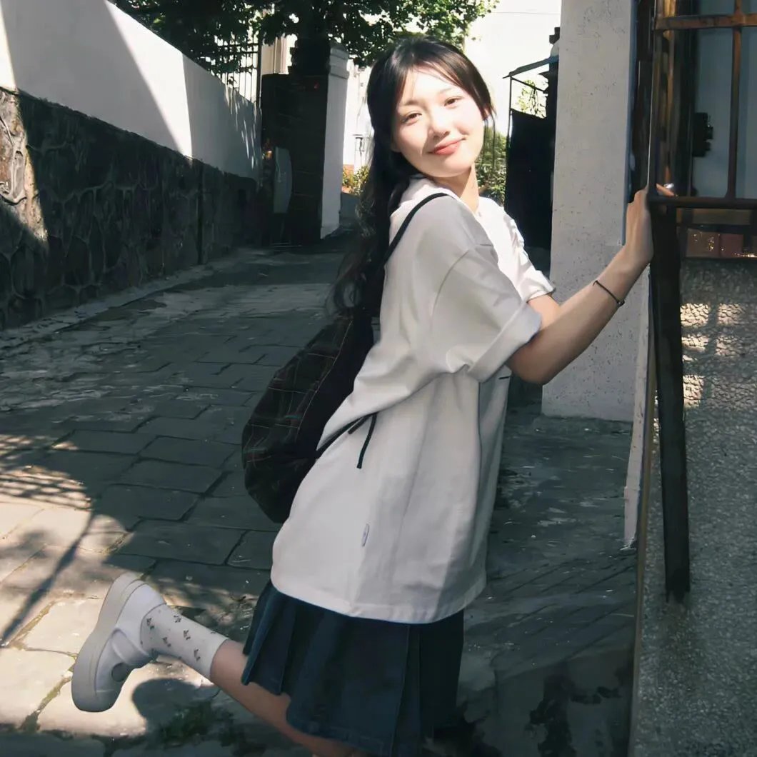 小妞死翘翘